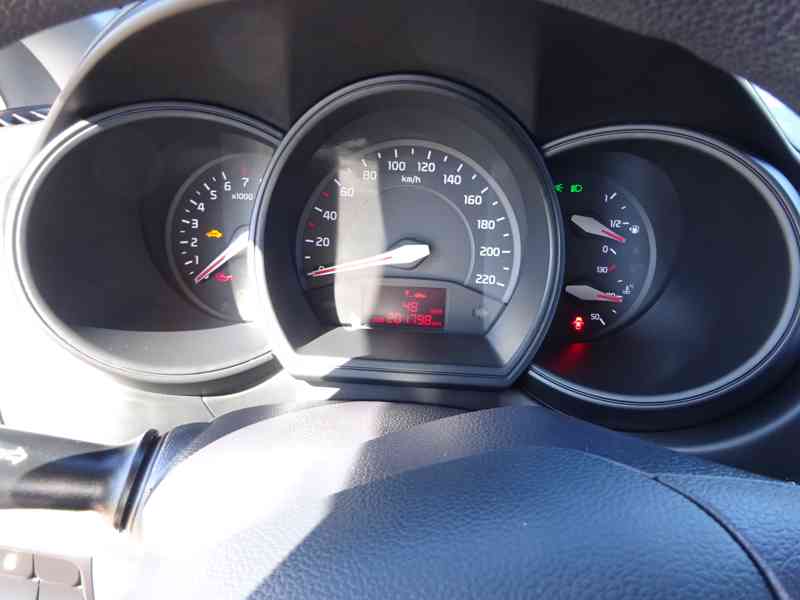 Kia Rio 1.2i r.v.2014 (62 kw) Koupeno v ČR  - foto 6