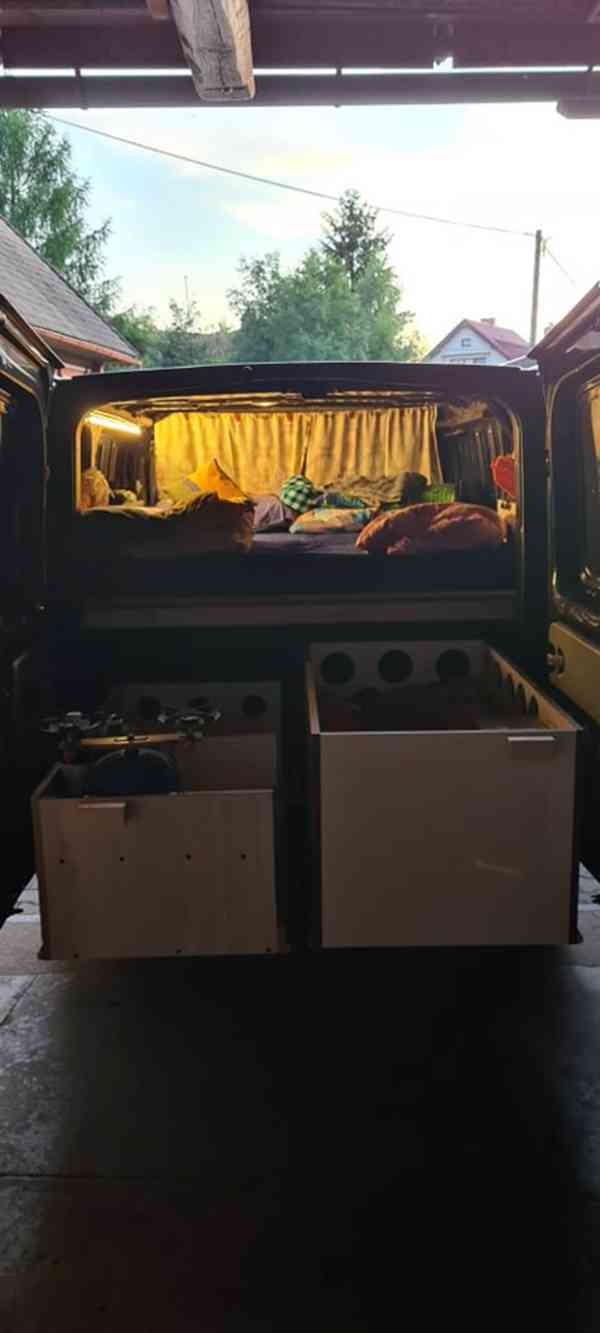 Renault Trafic 1.9 dci + campingová vestavba	 - foto 7