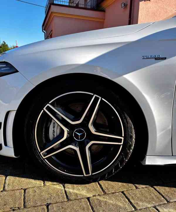 Mercedes-Benz Třídy A A35 AMG 4 MATIC - foto 5