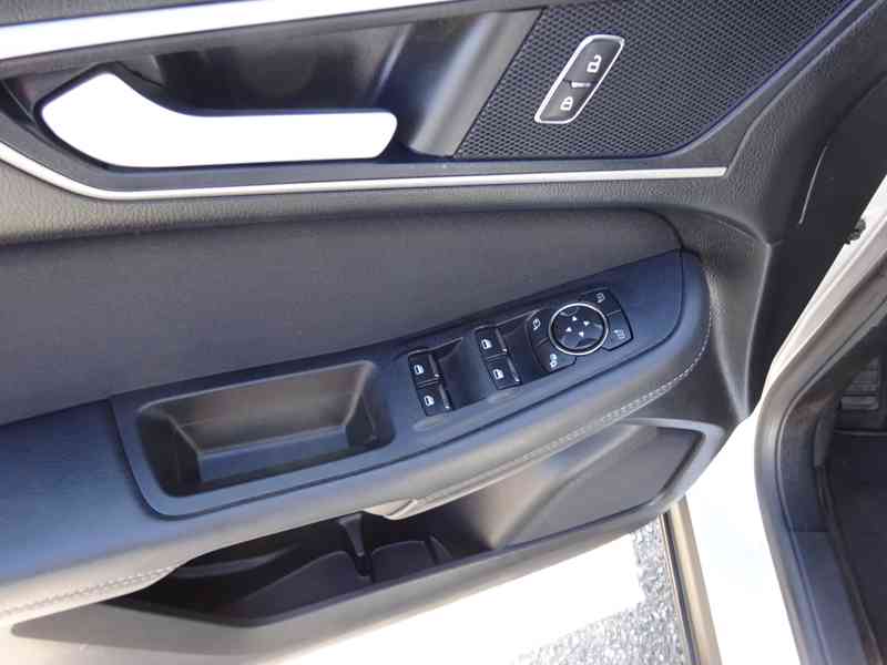 Ford S-Max 2.0 TDCI r.v.2018 (110 kw) AUTOMAT  - foto 6