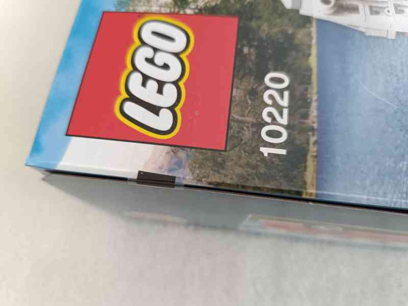 LEGO® Creator Expert 10220 Volkswagen - foto 3