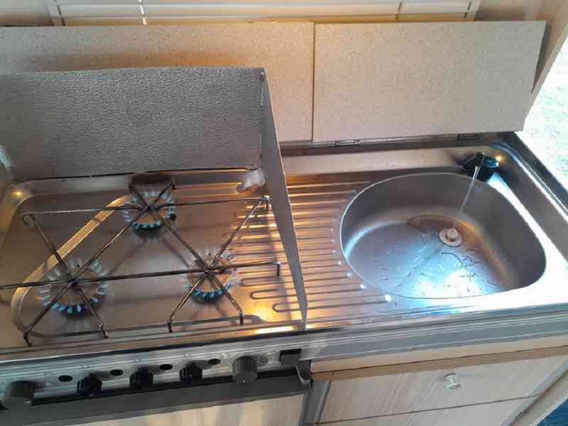 Karavan Caravelair Bamba 395 T + předstan + 100km/h  - foto 14