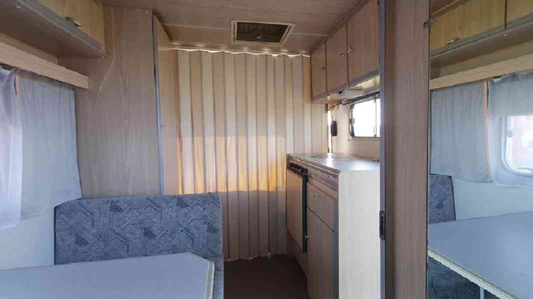 Karavan Caravelair Bamba 395 T + předstan + 100km/h  - foto 17