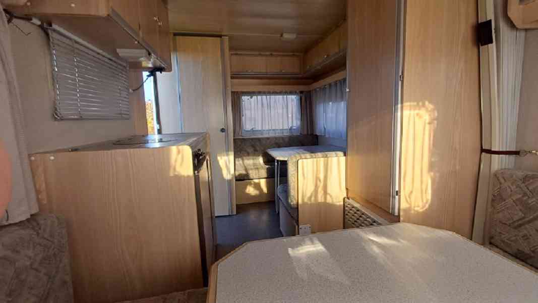 Karavan Caravelair Bamba 395 T + předstan + 100km/h  - foto 11
