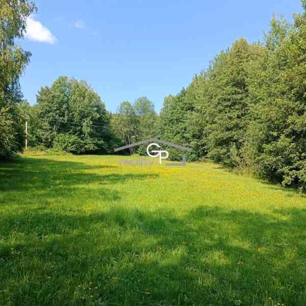 Pozemek pod Kletí v srdci Blanského lesa - foto 2