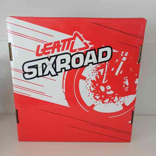 Premierový nákrčník Leatt STX Road GS Trophy - foto 9