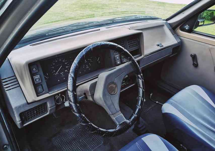 Škoda Favorit 136 L - foto 8