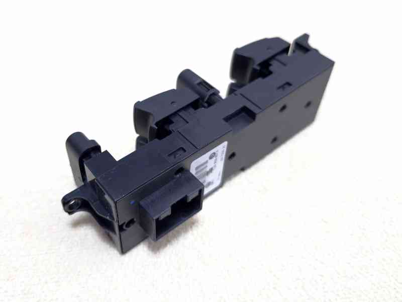 ORIGINÁL Škoda OCTAVIA I spínač ovládání el. oken 1J4959857A - foto 2