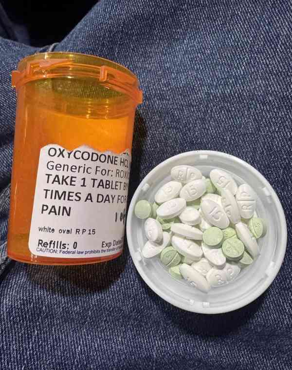 Oxycotine, Adipex, Neurol, Xanax - foto 2