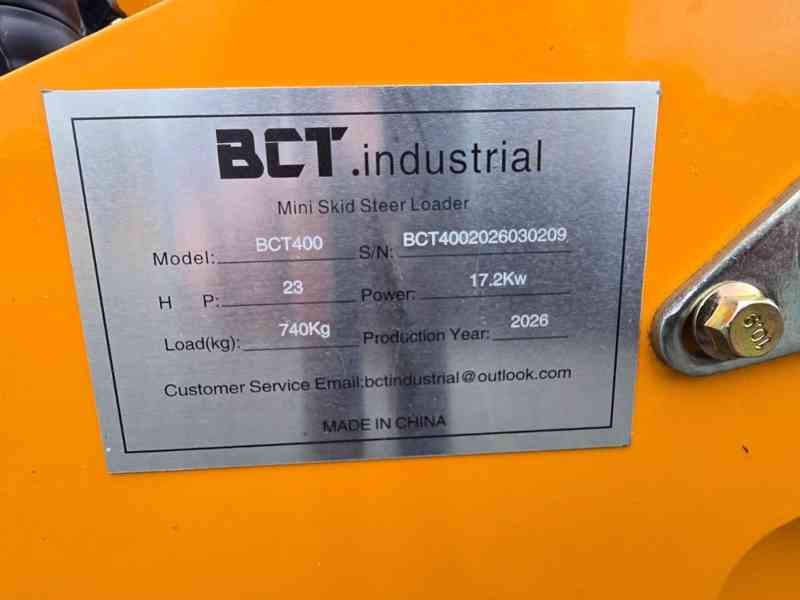 Mini pásový nakladač BCT-400 23 HP, 740 kg - foto 4