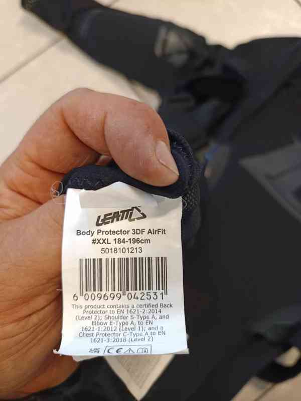 Moto chránič Leatt 3DF Airfit Level 2  - foto 4