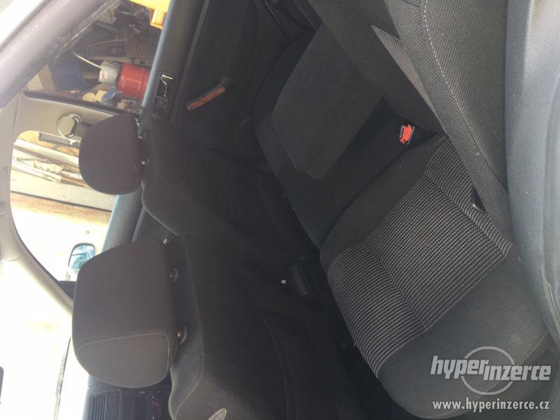 VW Bora 2.3 V5 110kw Highline Top stav - foto 7