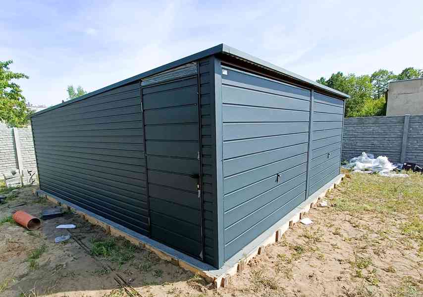 Plechová garáž 6m x 5m  spád dozadu 2x Výklopná vrata TS243 - foto 3