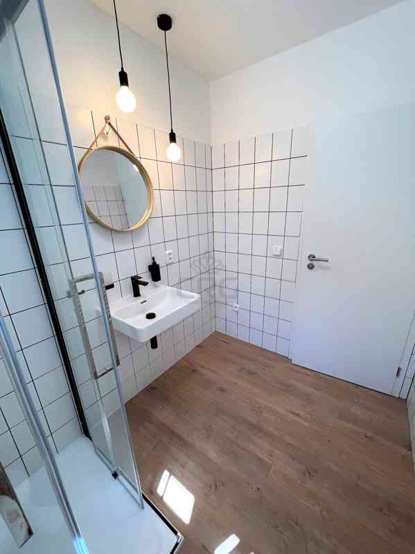 EXKLUZIVNÍ PRONÁJEM 2+kk, BRNO-ŠTÝŘICICE, LUXUSNÍ NOVOSTAVBA - foto 15