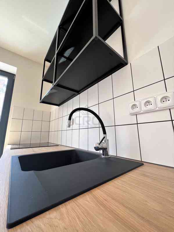 EXKLUZIVNÍ PRONÁJEM 2+kk, BRNO-ŠTÝŘICICE, LUXUSNÍ NOVOSTAVBA - foto 4