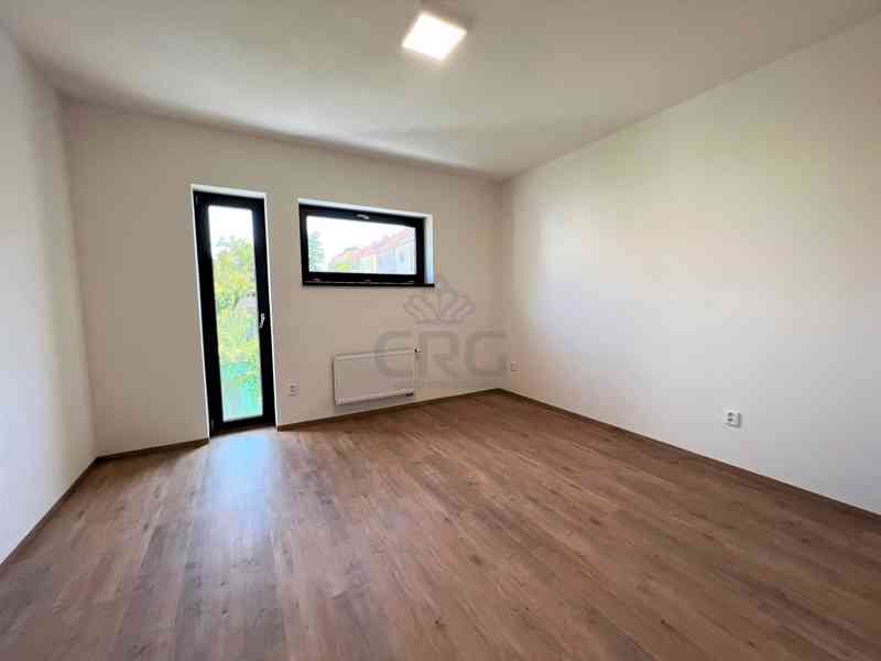 EXKLUZIVNÍ PRONÁJEM 2+kk, BRNO-ŠTÝŘICICE, LUXUSNÍ NOVOSTAVBA - foto 9