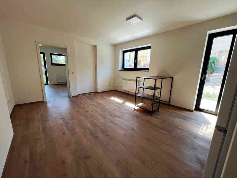 EXKLUZIVNÍ PRONÁJEM 2+kk, BRNO-ŠTÝŘICICE, LUXUSNÍ NOVOSTAVBA - foto 7