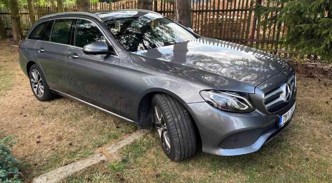 Mercedes-Benz Třídy E 2,2 E220 - foto 2