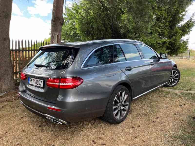 Mercedes-Benz Třídy E 2,2 E220 - foto 4