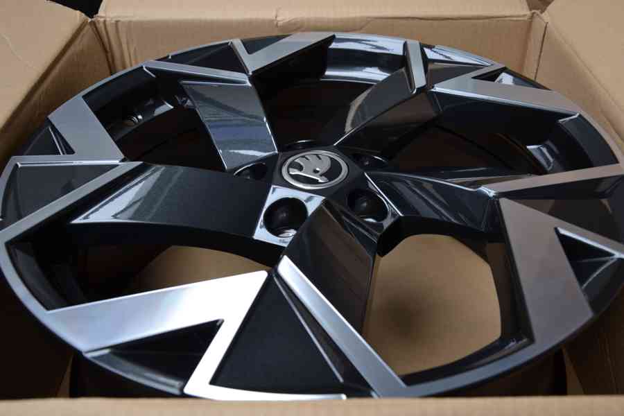 Š.Superb III/IV/VW Passat B8-NOVÉ orig.Alu 18-8x18,ET44 - foto 12