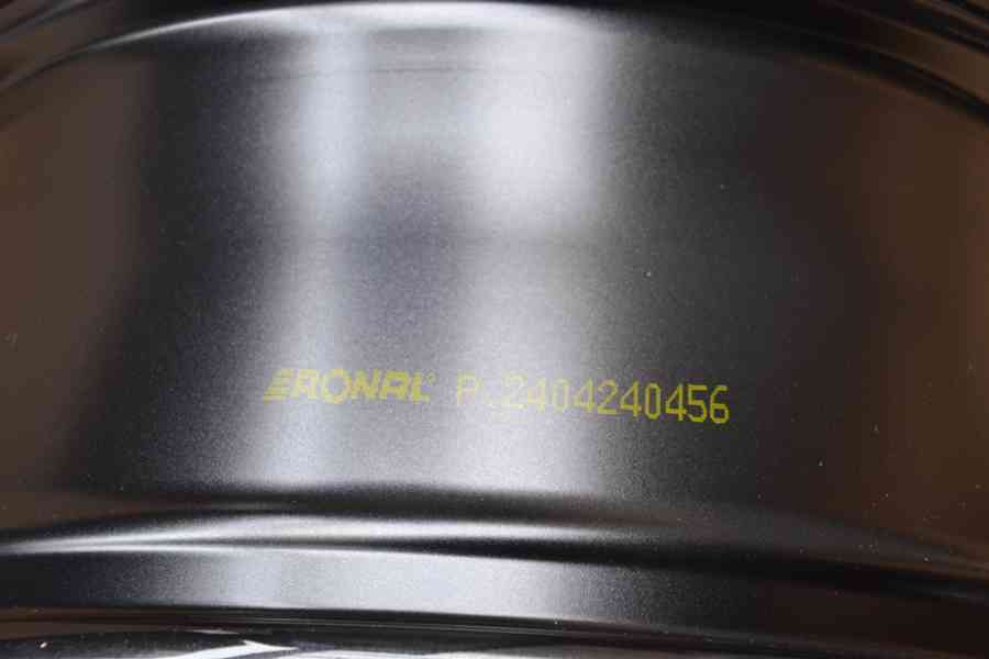 Š.Superb III/IV/VW Passat B8-NOVÉ orig.Alu 18-8x18,ET44 - foto 13