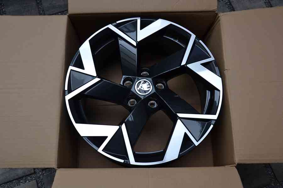 Š.Superb III/IV/VW Passat B8-NOVÉ orig.Alu 18-8x18,ET44 - foto 23