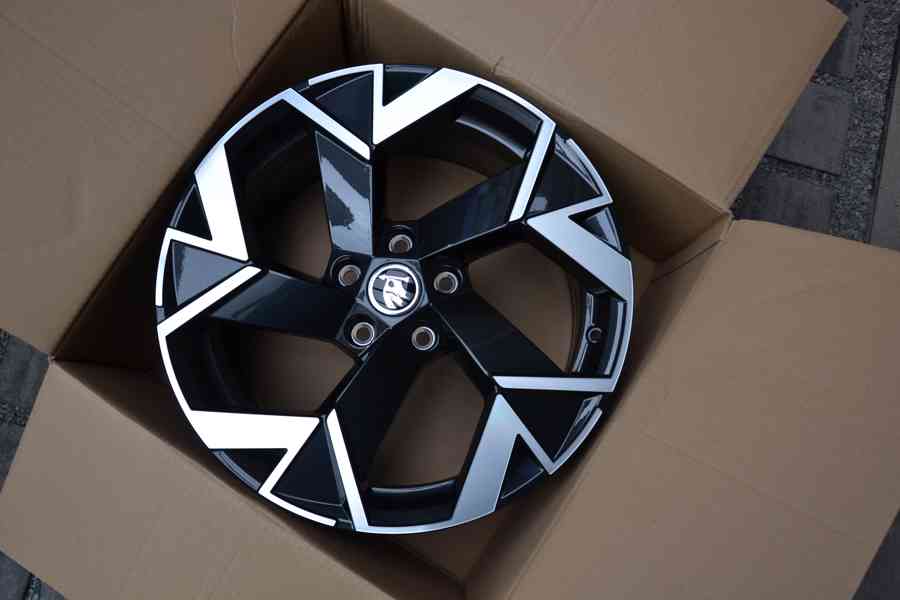 Š.Superb III/IV/VW Passat B8-NOVÉ orig.Alu 18-8x18,ET44 - foto 3