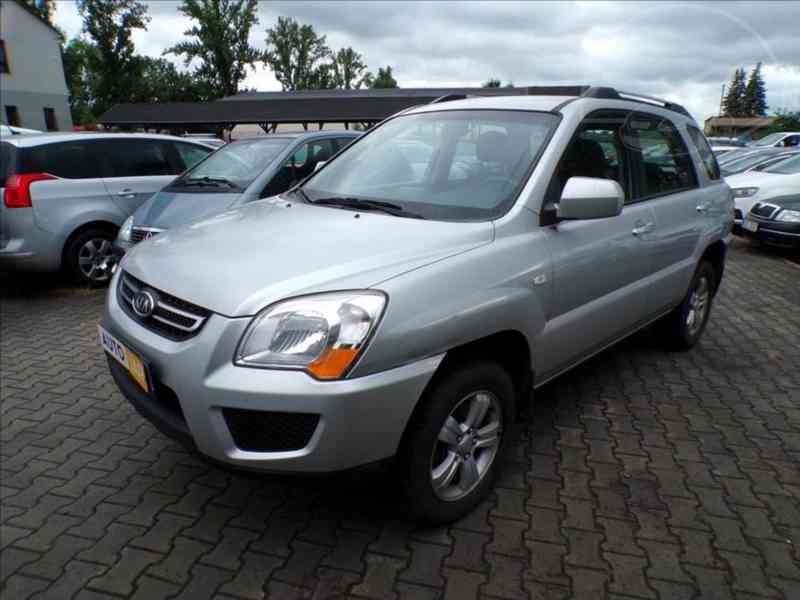 Kia Sportage 2,0 CRDI-TAŽNÉ ZAŘÍZENÍ - foto 2