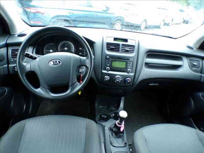 Kia Sportage 2,0 CRDI-TAŽNÉ ZAŘÍZENÍ - foto 5