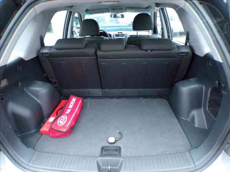 Kia Sportage 2,0 CRDI-TAŽNÉ ZAŘÍZENÍ - foto 10