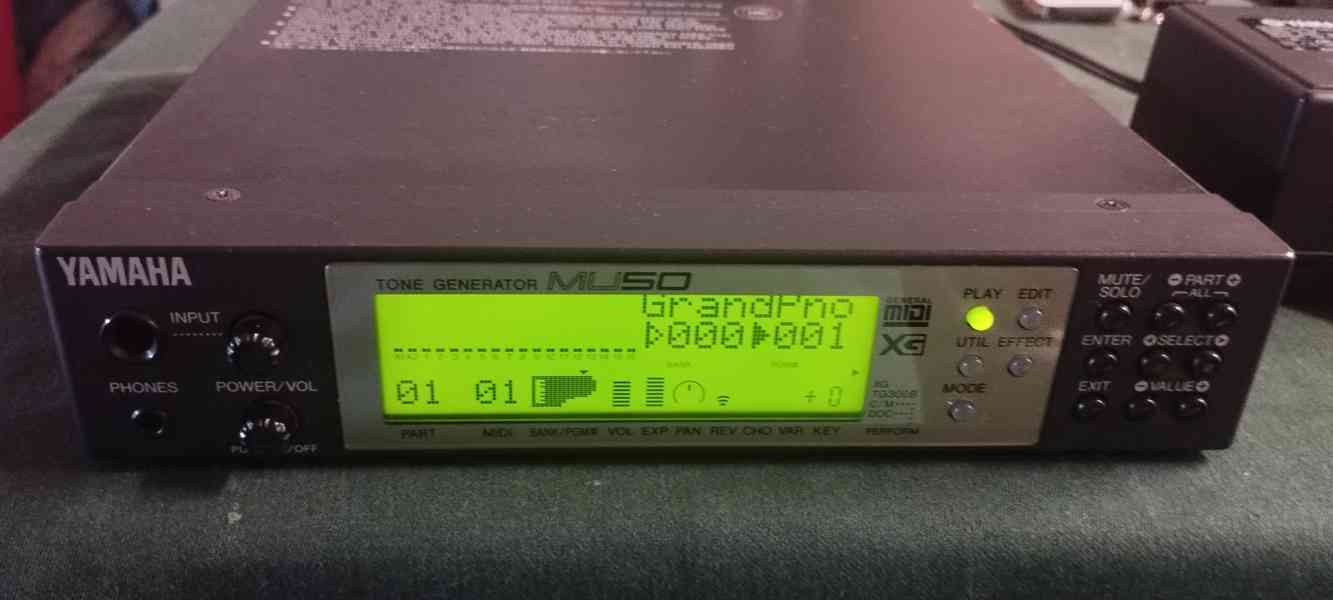 Yamaha MU 50 xg music generator - foto 5