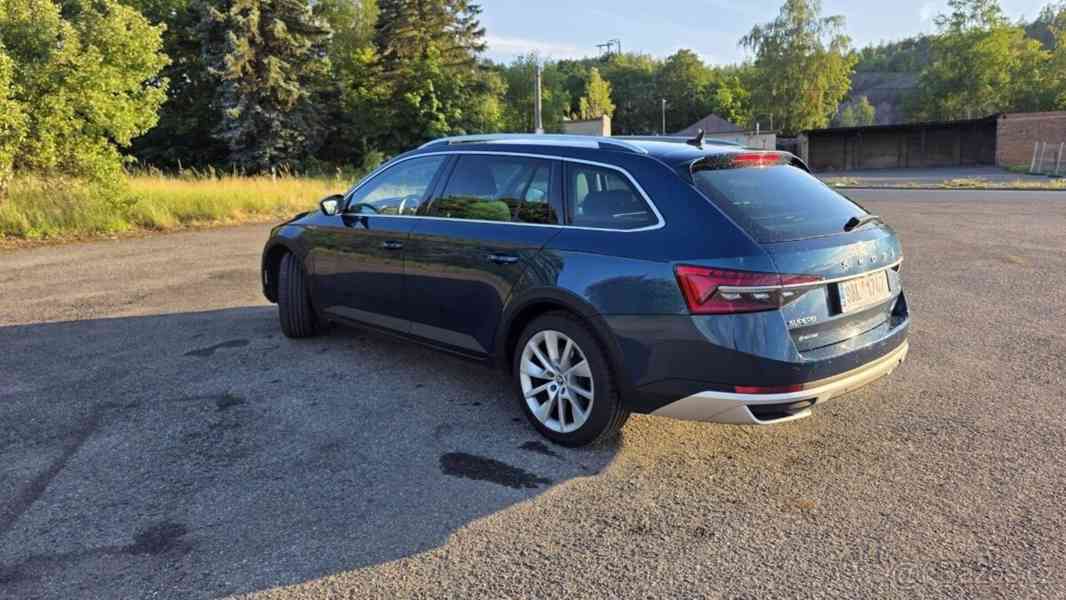 Škoda Superb 2,0   Scout TDI - 2022 - foto 6