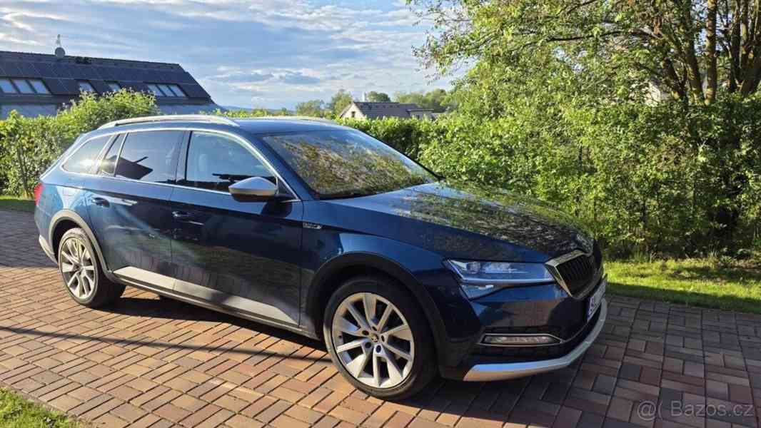 Škoda Superb 2,0   Scout TDI - 2022 - foto 9