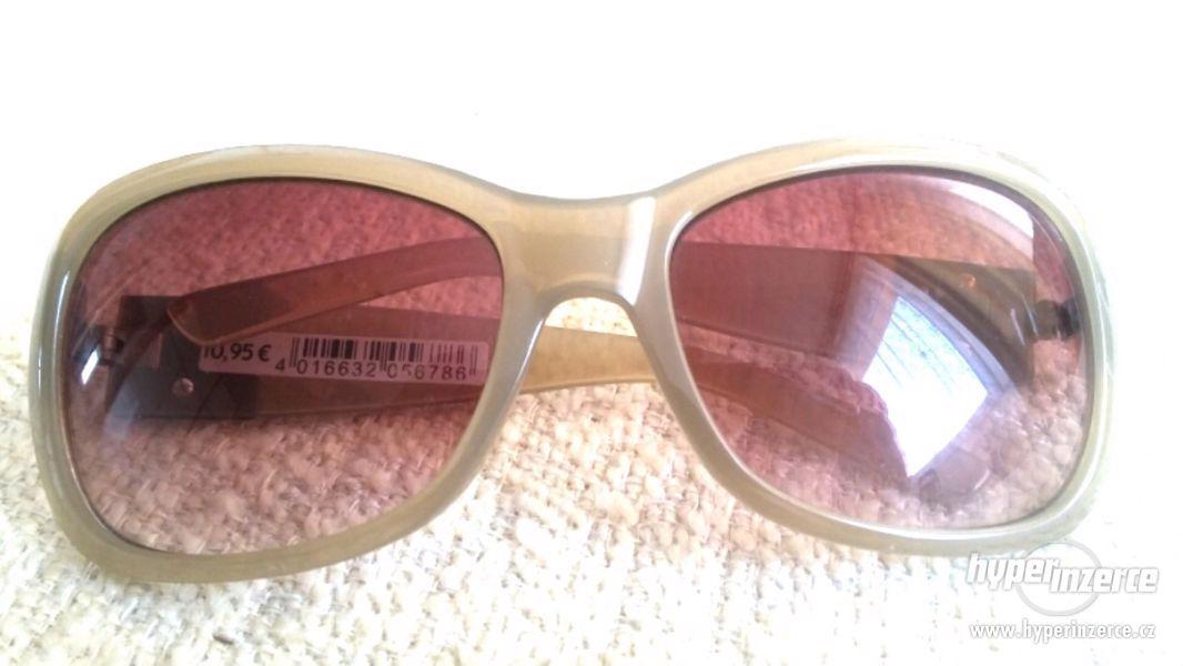 Prodám sluneční brýle + čtecí brýle - foto 3