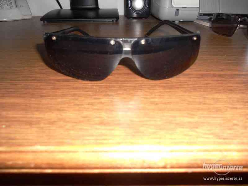 Prodám sluneční brýle + čtecí brýle - foto 6