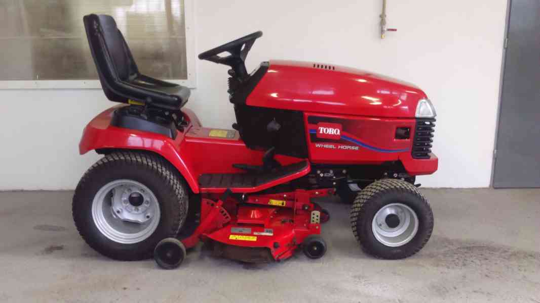 Zahradní traktor Toro 523 Dxi Diesel - foto 2