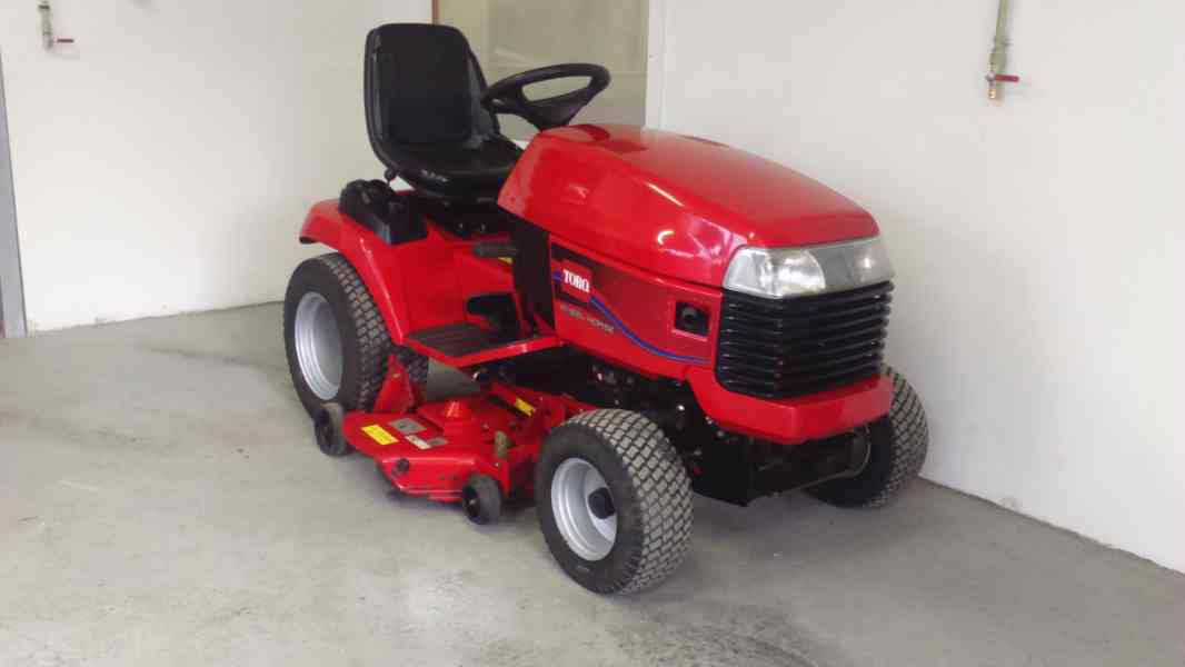 Zahradní traktor Toro 523 Dxi Diesel - foto 1