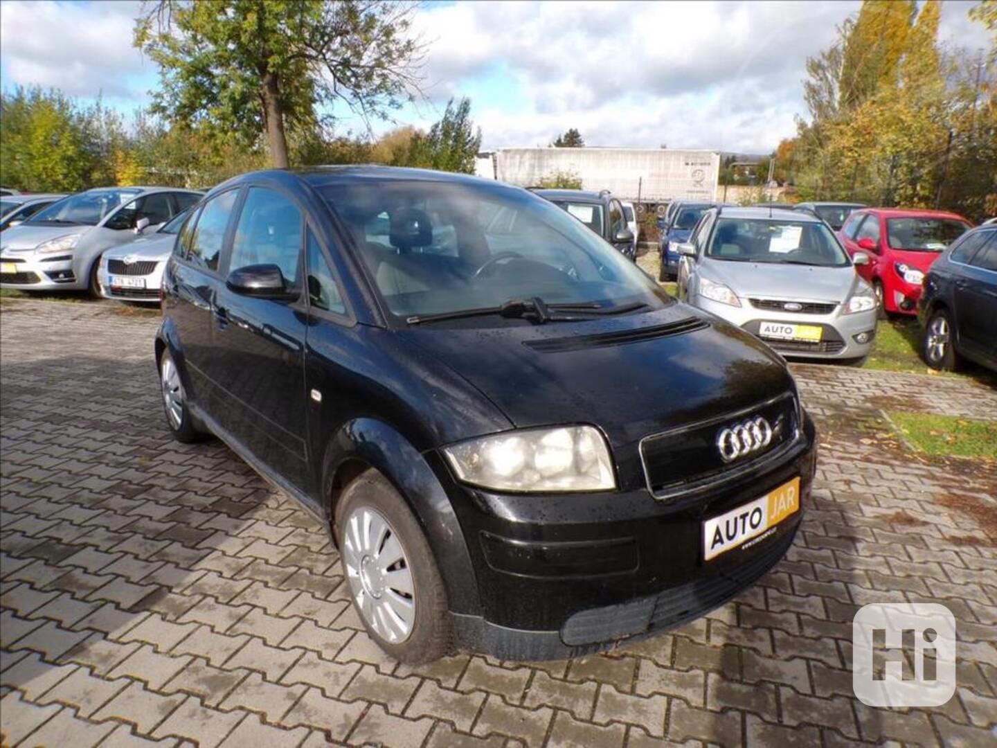 Audi A2 1,4 16V - foto 1