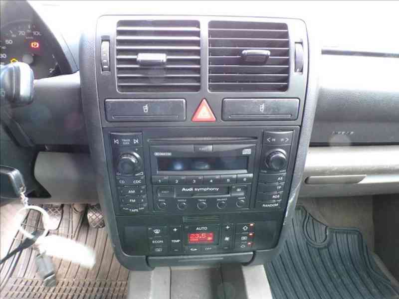 Audi A2 1,4 16V - foto 6