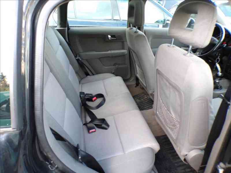 Audi A2 1,4 16V - foto 10