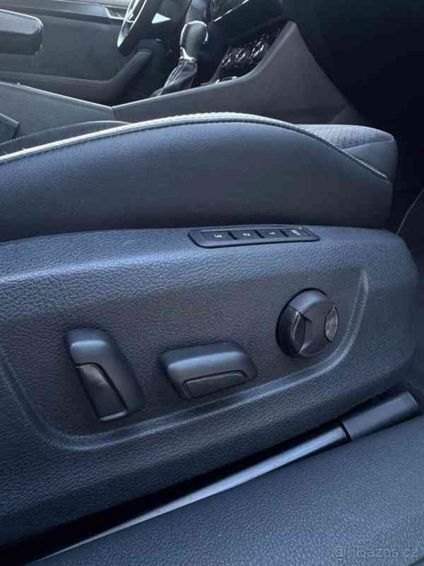 Škoda Superb 2,0   10/2022 diesel - foto 12