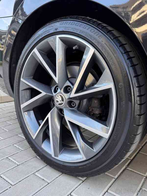 Škoda Superb 2,0   10/2022 diesel - foto 5