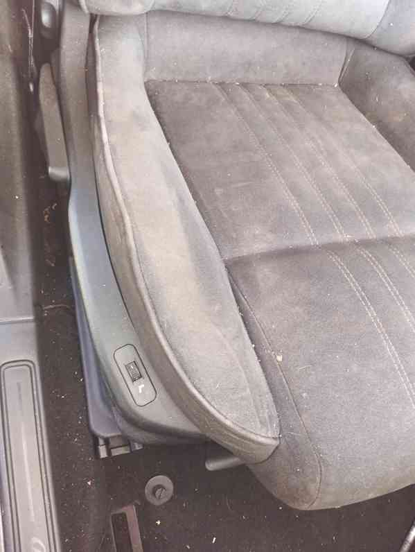 Prodám na Alfa Romeo 159 sedačky  - foto 12