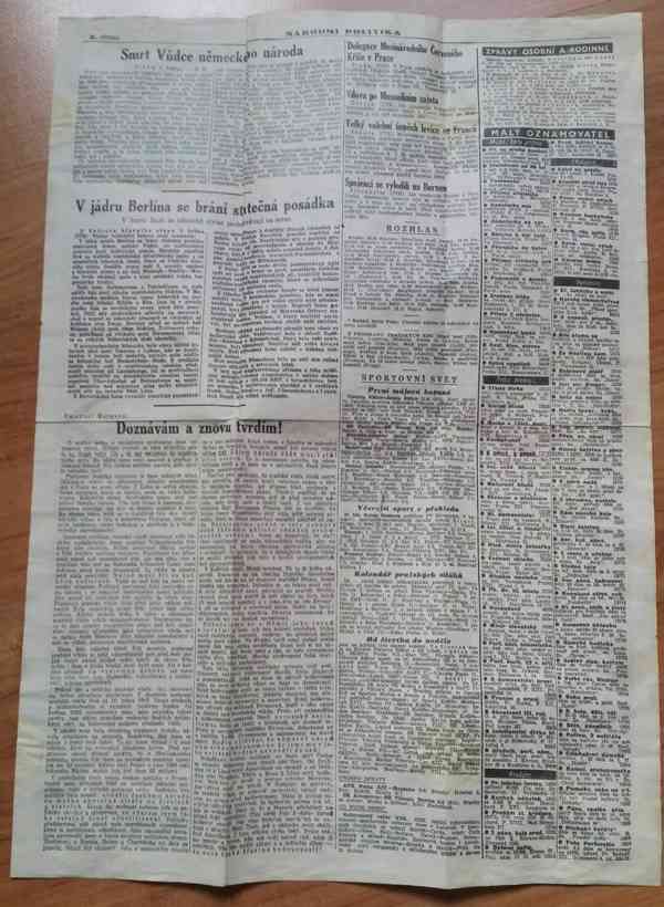Vůdce padl - 2x staré dobové noviny - origo. - foto 4