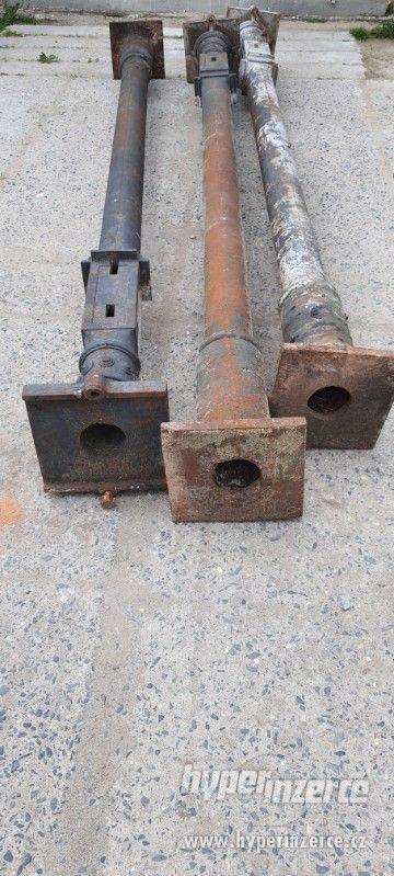 Litinové sloupy - foto 8