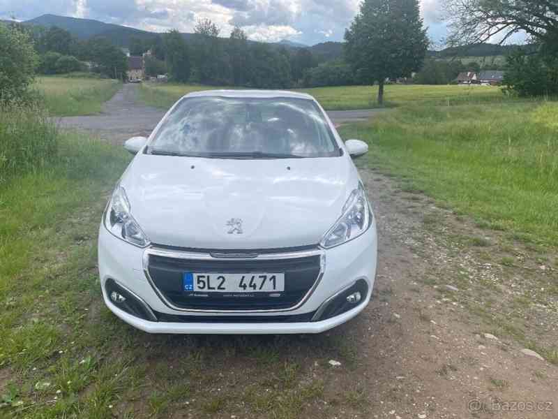Peugeot 208 1,2 - foto 6