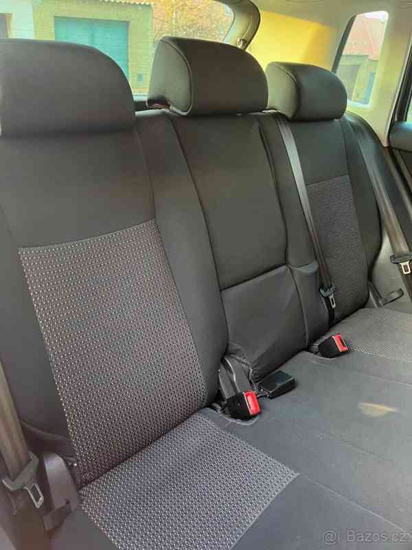 Volkswagen Tiguan 1,4   TSI COMFORT Edition (90 kW) - foto 4