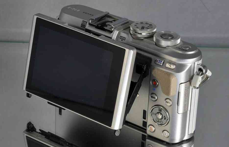Olympus PEN E-PL8+14-42mm 16Mpx*Full HDV* 1350 Exp - foto 7