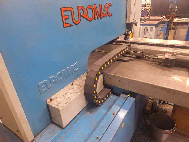 Použitý vysekávací lis EUROMAC CX 750/30, r. v. 1998 - foto 7