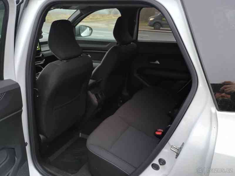 Dacia Bigster 1,8   journey hybrid 155- malý nájez - foto 9